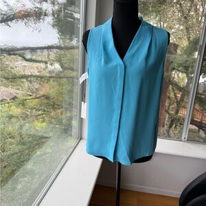 NWT Babaton Aritzia Aqua Sleeveless Blouse